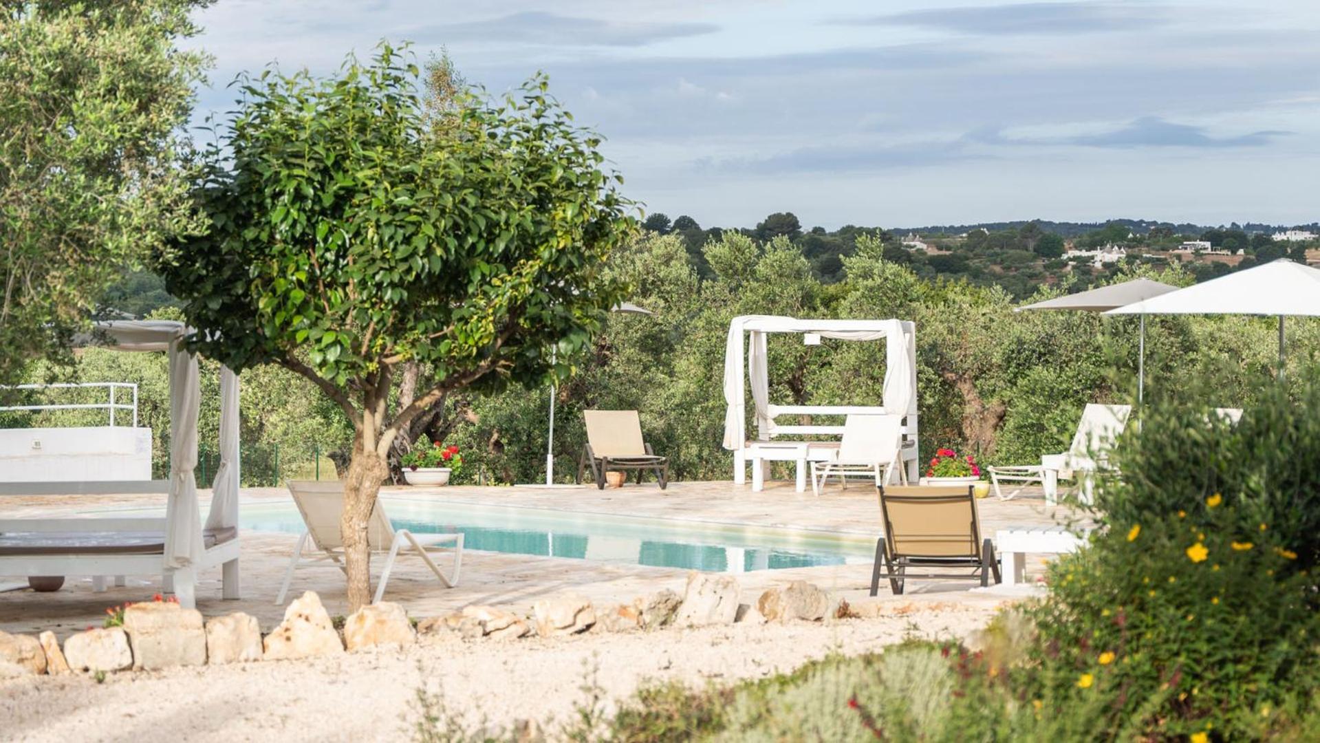 Petranima Wellness In Trulli Bed & Breakfast Остуни Екстериор снимка