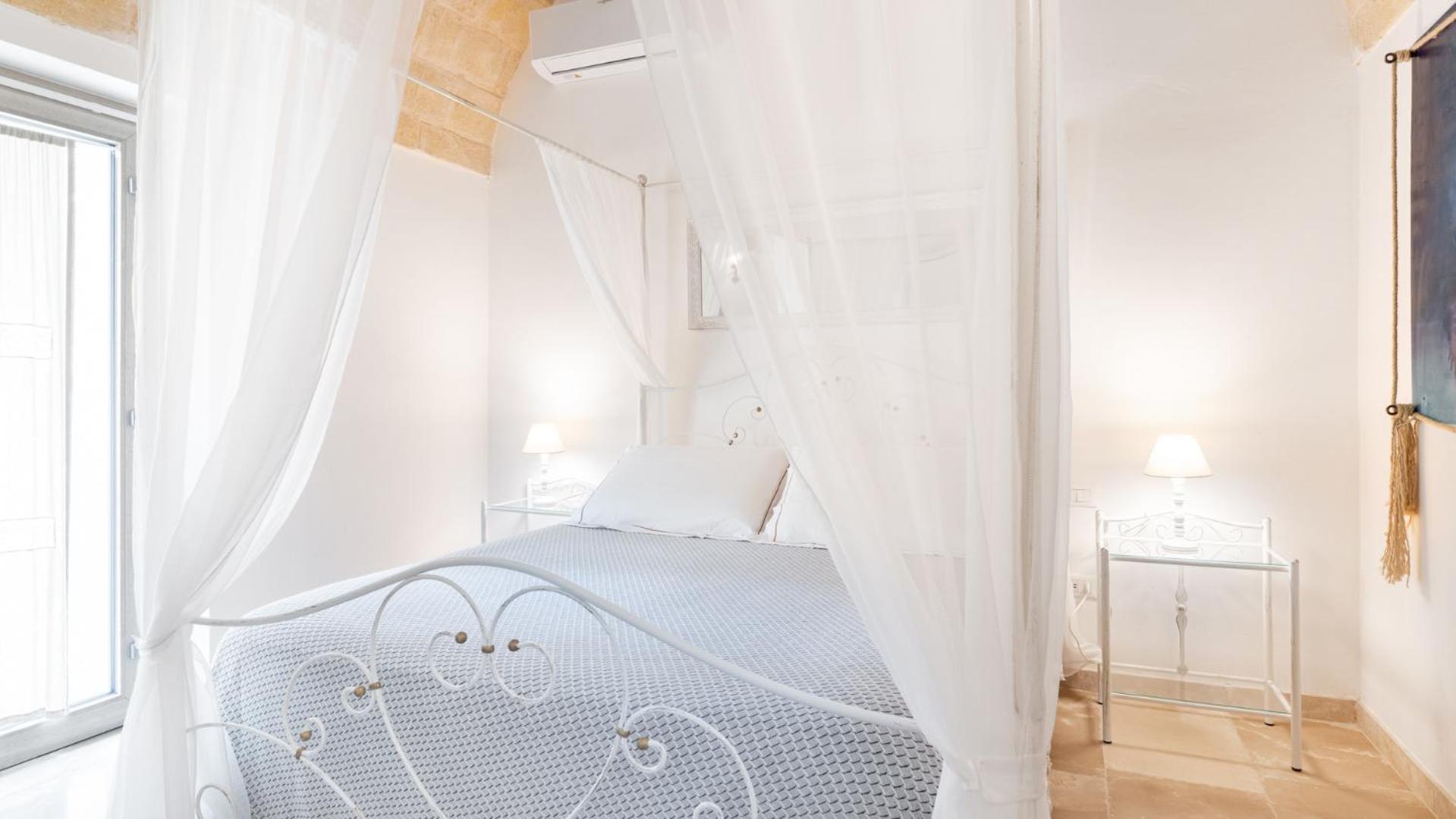Petranima Wellness In Trulli Bed & Breakfast Остуни Екстериор снимка