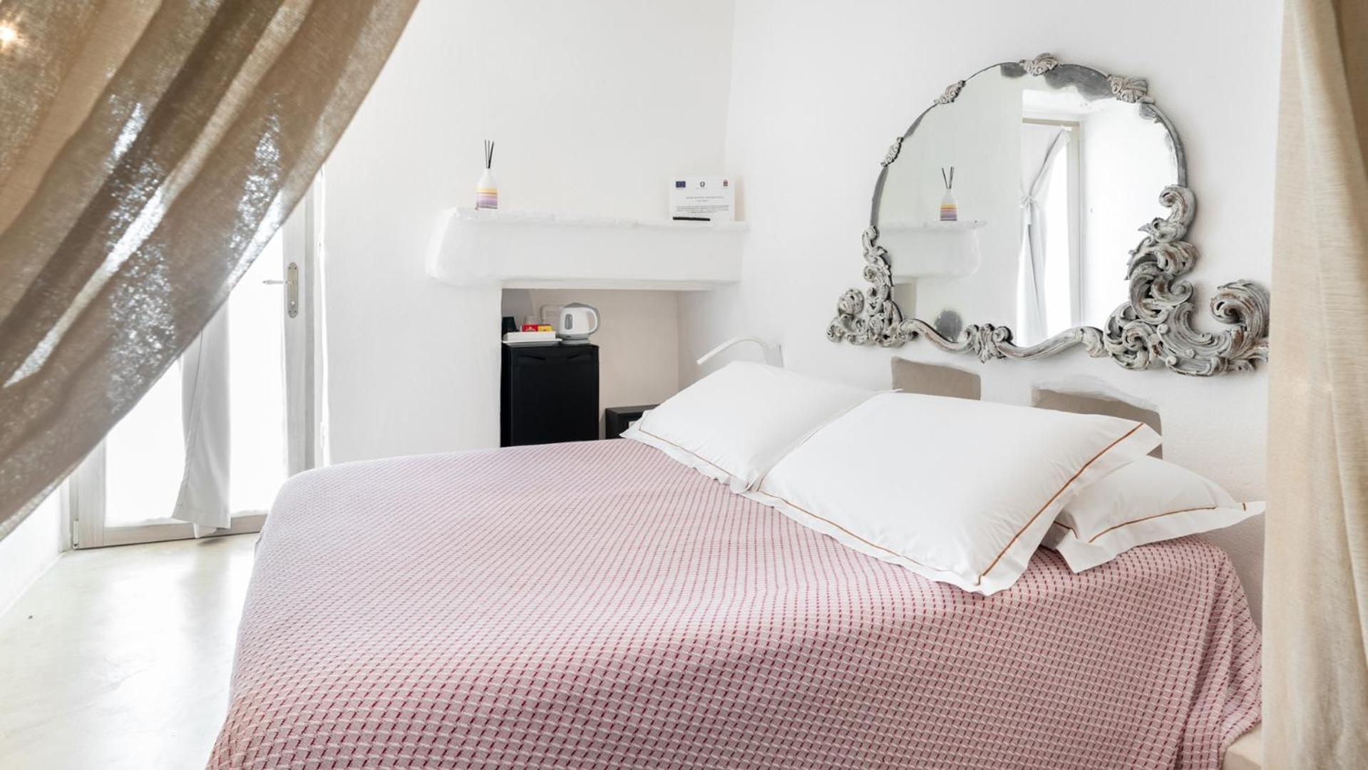 Petranima Wellness In Trulli Bed & Breakfast Остуни Екстериор снимка